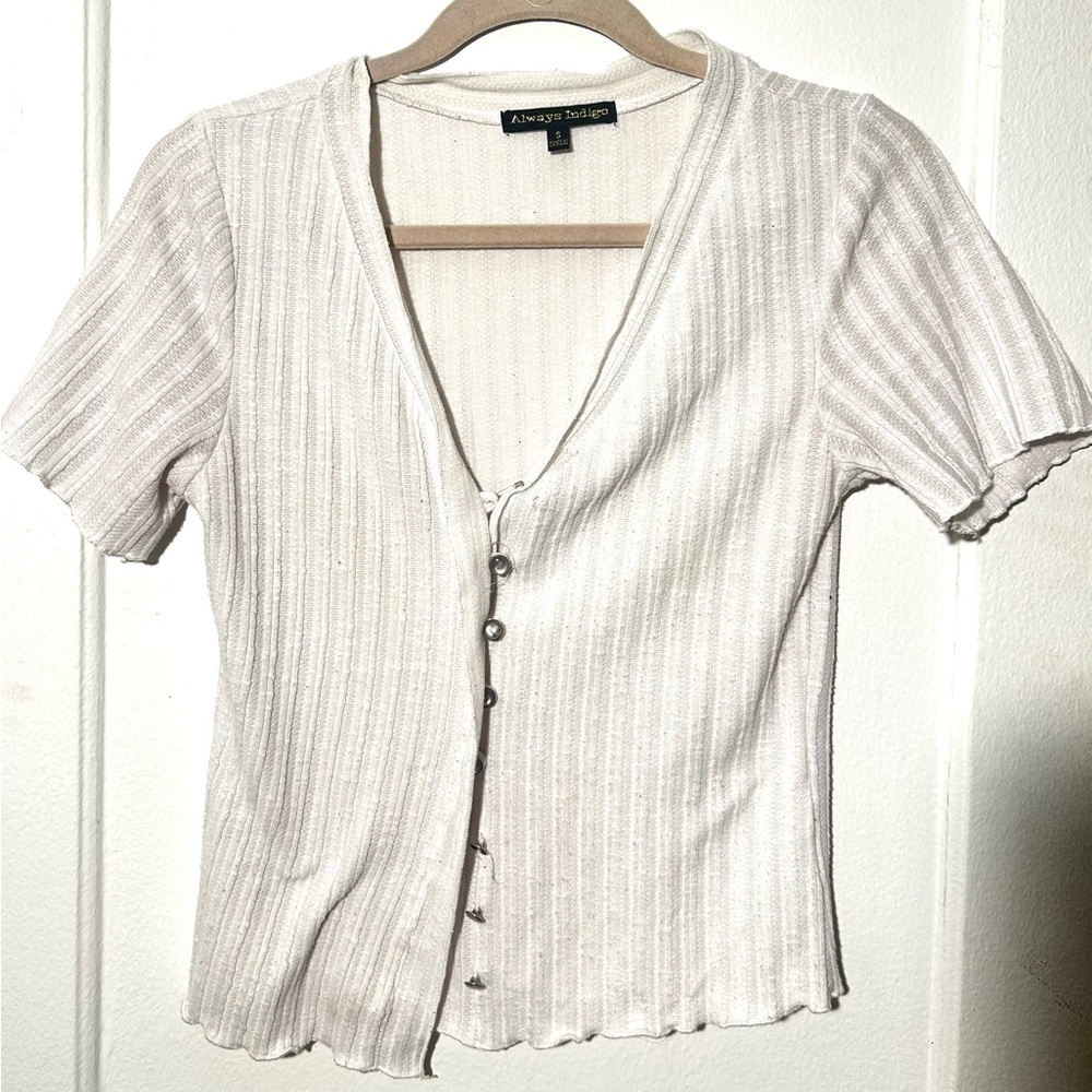 White Button-Up Ribbed Top - Picture 3 of 3